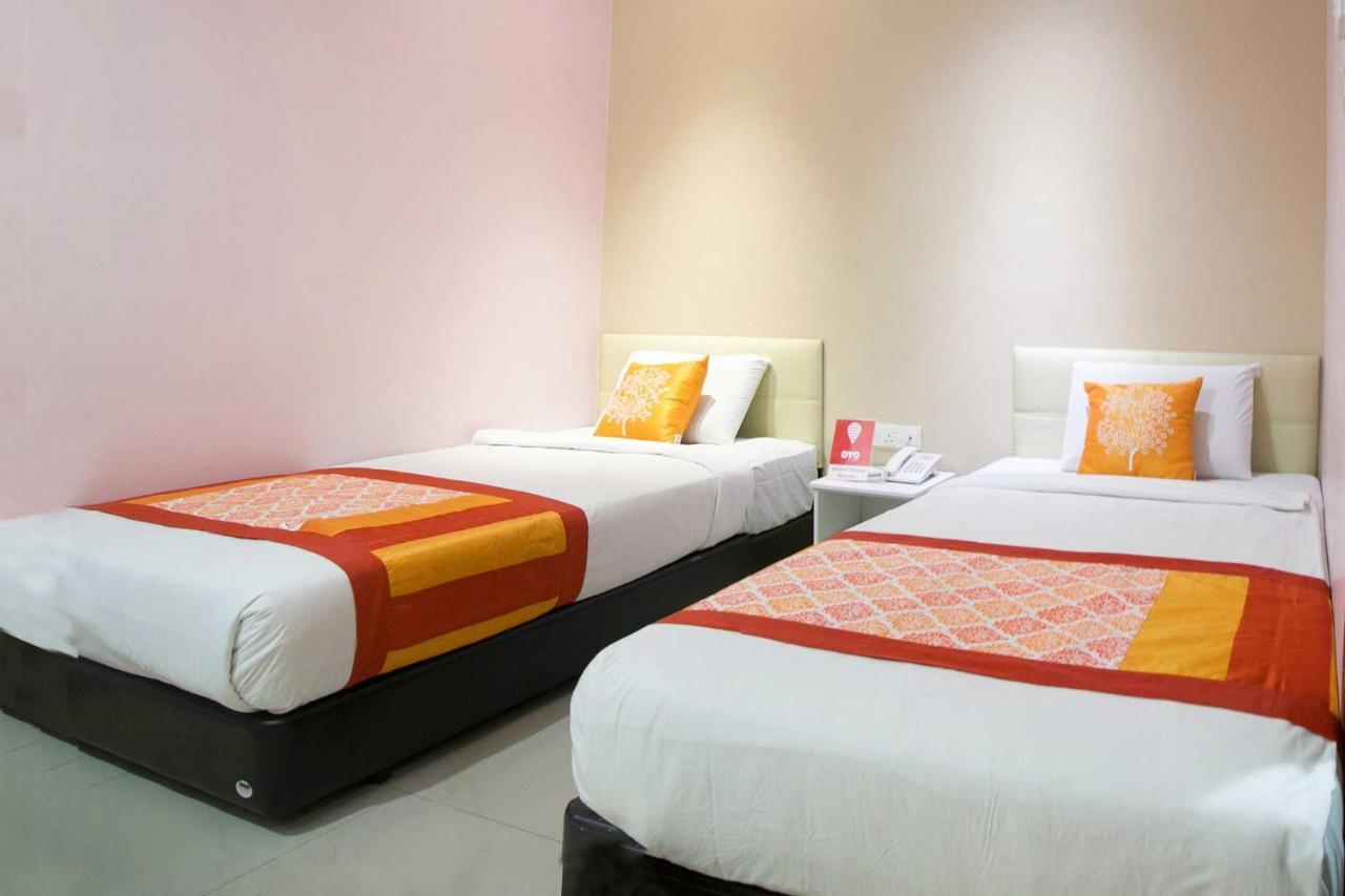 Swing & Pillows - Sunway Pyramid Pj Петалинг Джая Екстериор снимка